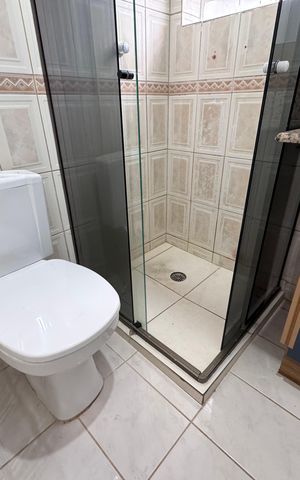 Apartamento à venda com 54m², 2 quartos e sem vaga Apartamento à venda com 54m², 2 quartos e sem vagaBanheiro Social