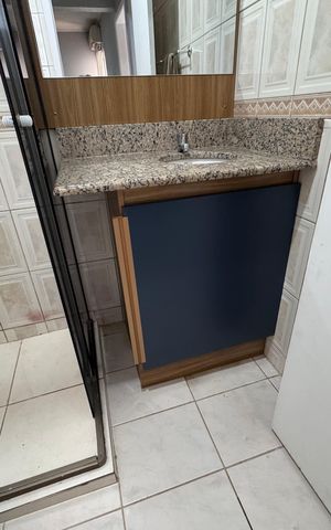 Apartamento à venda com 54m², 2 quartos e sem vaga Apartamento à venda com 54m², 2 quartos e sem vagaBanheiro Social