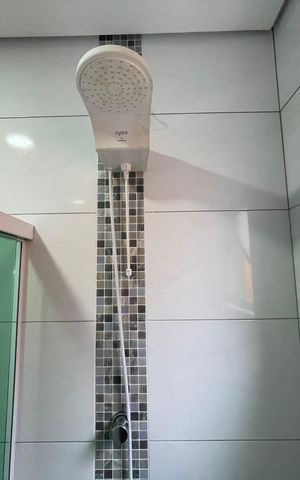 Casa à venda com 165m², 3 quartos e 2 vagas Casa à venda com 165m², 3 quartos e 2 vagasBanheiro do Quarto 2