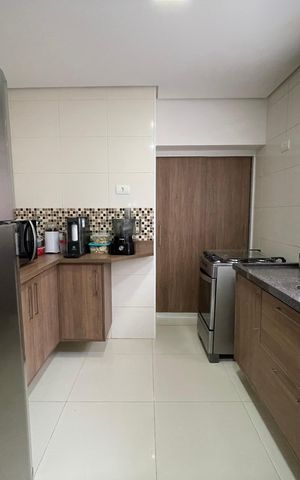 Casa à venda com 165m², 3 quartos e 2 vagas Casa à venda com 165m², 3 quartos e 2 vagasCozinha