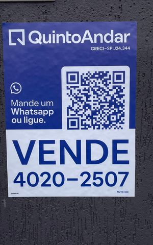 Casa à venda com 165m², 3 quartos e 2 vagas Casa à venda com 165m², 3 quartos e 2 vagasPlaca completa código - MZYE-530
