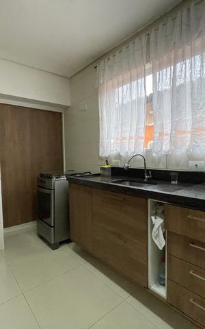 Casa à venda com 165m², 3 quartos e 2 vagas Casa à venda com 165m², 3 quartos e 2 vagasCozinha