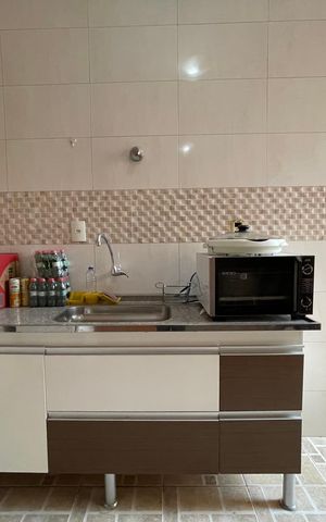 Casa à venda com 165m², 3 quartos e 2 vagas Casa à venda com 165m², 3 quartos e 2 vagasQuintal - Salão