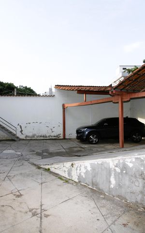 Casa à venda com 150m², 3 quartos e 2 vagasGaragem