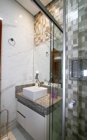 Casa à venda com 150m², 3 quartos e 2 vagasBanheiro da Suíte 2