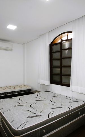 Casa à venda com 150m², 3 quartos e 2 vagasSuíte 2