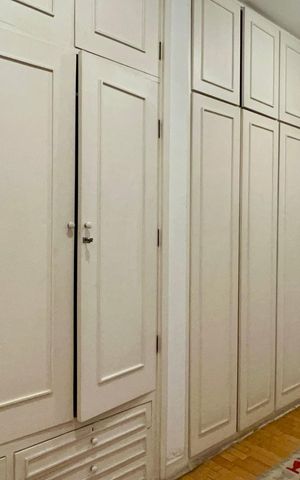 Apartamento à venda com 180m², 3 quartos e 1 vaga Apartamento à venda com 180m², 3 quartos e 1 vagaSuite