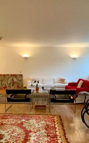 Apartamento à venda com 180m², 3 quartos e 1 vaga Apartamento à venda com 180m², 3 quartos e 1 vagaSala