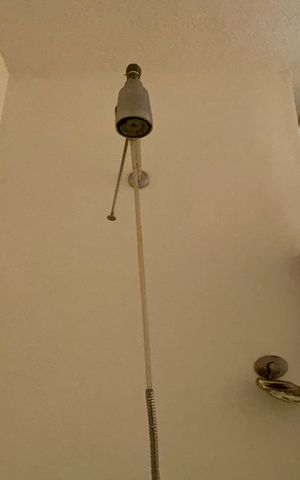 Apartamento à venda com 180m², 3 quartos e 1 vaga Apartamento à venda com 180m², 3 quartos e 1 vagaBanheiro da Suíte