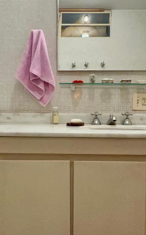 Apartamento à venda com 180m², 3 quartos e 1 vaga Apartamento à venda com 180m², 3 quartos e 1 vagaBanheiro