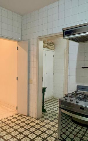 Apartamento à venda com 180m², 3 quartos e 1 vaga Apartamento à venda com 180m², 3 quartos e 1 vagaCozinha