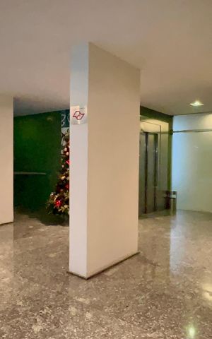 Apartamento à venda com 180m², 3 quartos e 1 vaga Apartamento à venda com 180m², 3 quartos e 1 vagaHall de entrada