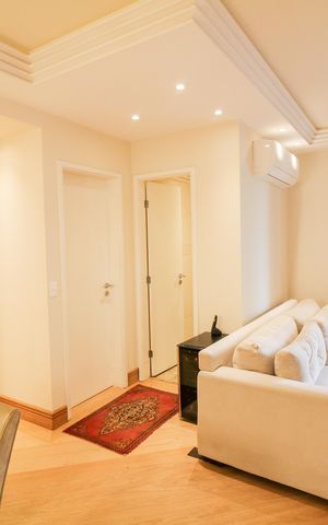 Apartamento à venda com 168m², 4 quartos e 3 vagas Apartamento à venda com 168m², 4 quartos e 3 vagasSala de Jantar