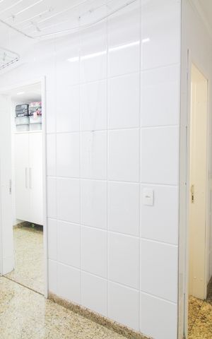 Apartamento à venda com 168m², 4 quartos e 3 vagas Apartamento à venda com 168m², 4 quartos e 3 vagasÁrea de Serviço