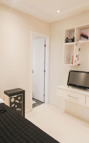 Apartamento à venda com 168m², 4 quartos e 3 vagas Apartamento à venda com 168m², 4 quartos e 3 vagasSuíte 2