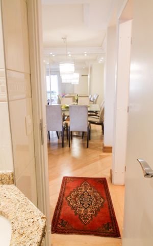 Apartamento à venda com 168m², 4 quartos e 3 vagas Apartamento à venda com 168m², 4 quartos e 3 vagasLavabo