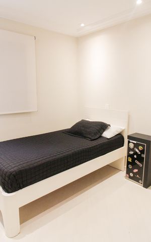 Apartamento à venda com 168m², 4 quartos e 3 vagas Apartamento à venda com 168m², 4 quartos e 3 vagasSuíte 2