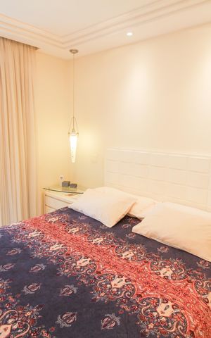 Apartamento à venda com 168m², 4 quartos e 3 vagas Apartamento à venda com 168m², 4 quartos e 3 vagasSuíte 1