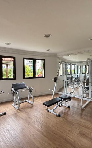 Apartamento à venda com 168m², 4 quartos e 3 vagas Apartamento à venda com 168m², 4 quartos e 3 vagasÁrea comum - Academia