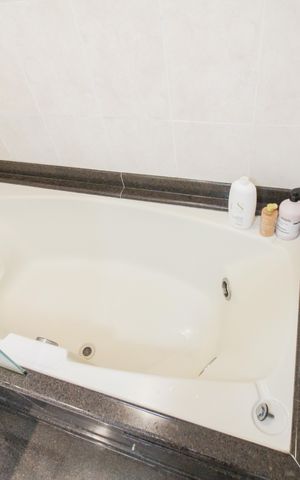 Apartamento à venda com 168m², 4 quartos e 3 vagas Apartamento à venda com 168m², 4 quartos e 3 vagasBanheiro Suíte 1