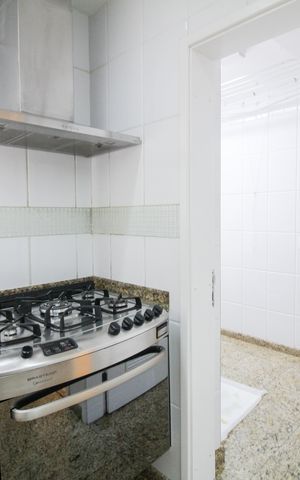 Apartamento à venda com 168m², 4 quartos e 3 vagas Apartamento à venda com 168m², 4 quartos e 3 vagasCozinha