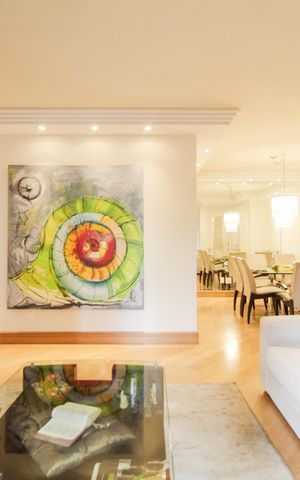 Apartamento à venda com 168m², 4 quartos e 3 vagas Apartamento à venda com 168m², 4 quartos e 3 vagasSala