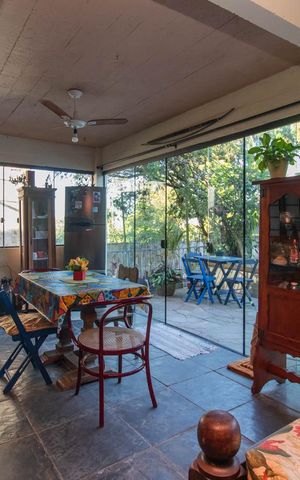 Casa para alugar com 400m², 4 quartos e 4 vagasChurrasqueira