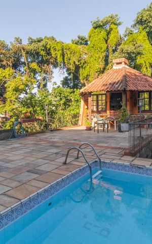 Casa para alugar com 400m², 4 quartos e 4 vagasQuintal