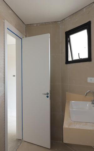 Apartamento à venda com 90m², 2 quartos e 2 vagasBanheiro da Suíte