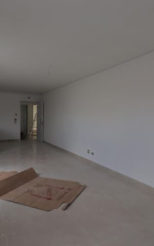 Apartamento à venda com 90m², 2 quartos e 2 vagasSala