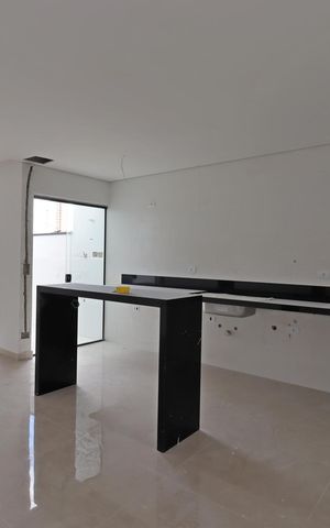 Apartamento à venda com 90m², 2 quartos e 2 vagasCozinha