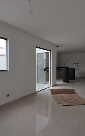 Apartamento à venda com 90m², 2 quartos e 2 vagasSala