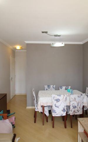 Apartamento à venda com 60m², 3 quartos e 1 vagaSala