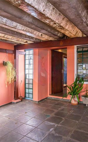 Casa à venda com 125m², 2 quartos e 2 vagas