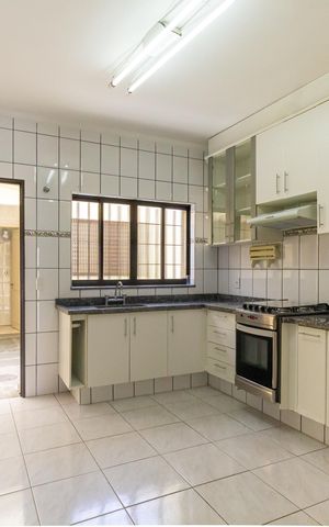 Casa à venda com 75m², 2 quartos e 1 vaga Casa à venda com 75m², 2 quartos e 1 vagaCozinha
