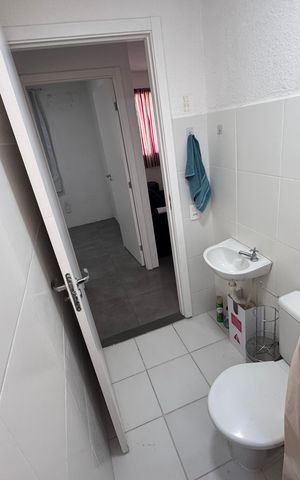 Apartamento à venda com 42m², 2 quartos e 1 vaga Apartamento à venda com 42m², 2 quartos e 1 vagaBanheiro