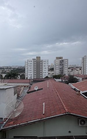 Casa à venda com 250m², 4 quartos e 3 vagas Casa à venda com 250m², 4 quartos e 3 vagasVista do Quarto 2