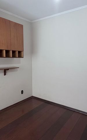 Casa à venda com 250m², 4 quartos e 3 vagas Casa à venda com 250m², 4 quartos e 3 vagasQuarto 3