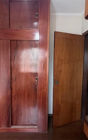 Casa à venda com 250m², 4 quartos e 3 vagas Casa à venda com 250m², 4 quartos e 3 vagasQuarto 1