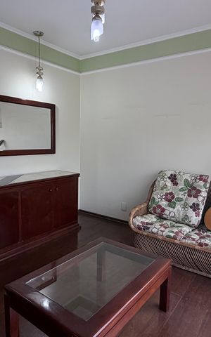 Casa à venda com 250m², 4 quartos e 3 vagas Casa à venda com 250m², 4 quartos e 3 vagasSala de Estar