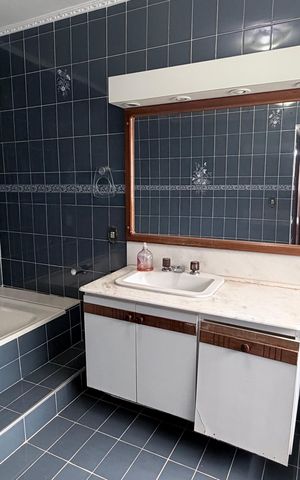 Casa à venda com 250m², 4 quartos e 3 vagas Casa à venda com 250m², 4 quartos e 3 vagasBanheiro da Suíte
