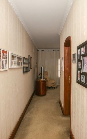 Casa à venda com 787m², 4 quartos e 8 vagas Casa à venda com 787m², 4 quartos e 8 vagasSuíte 1