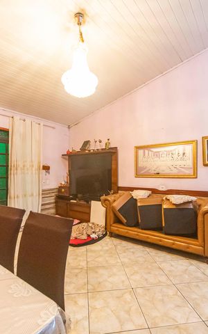 Casa para alugar com 330m², 2 quartos e 1 vaga Casa para alugar com 330m², 2 quartos e 1 vagaSala