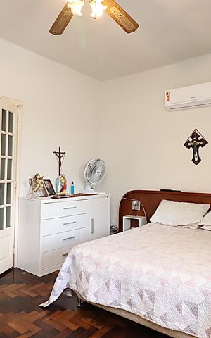 Casa à venda com 300m², 4 quartos e 2 vagasSuíte 1