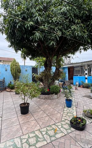 Casa à venda com 200m², 3 quartos e 2 vagas Casa à venda com 200m², 3 quartos e 2 vagasÁrea comum