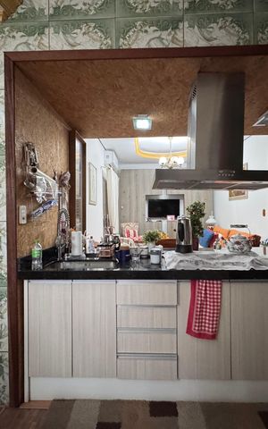 Casa à venda com 200m², 3 quartos e 2 vagas Casa à venda com 200m², 3 quartos e 2 vagasCozinha