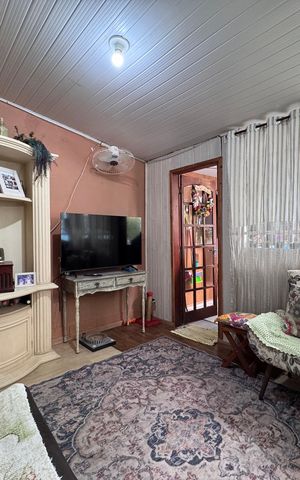 Casa à venda com 200m², 3 quartos e 2 vagas Casa à venda com 200m², 3 quartos e 2 vagassala