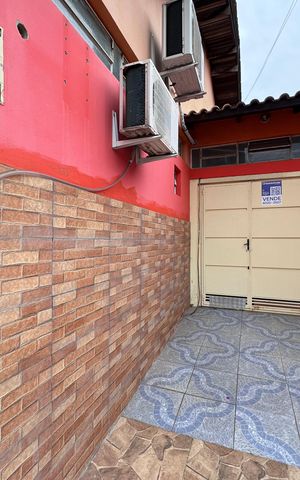 Casa à venda com 200m², 3 quartos e 2 vagas Casa à venda com 200m², 3 quartos e 2 vagasfachada DYKH-154