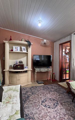 Casa à venda com 200m², 3 quartos e 2 vagas Casa à venda com 200m², 3 quartos e 2 vagassala