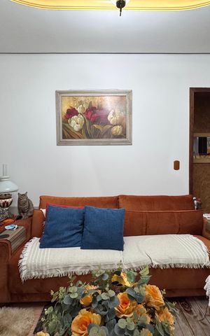 Casa à venda com 200m², 3 quartos e 2 vagas Casa à venda com 200m², 3 quartos e 2 vagassala 2